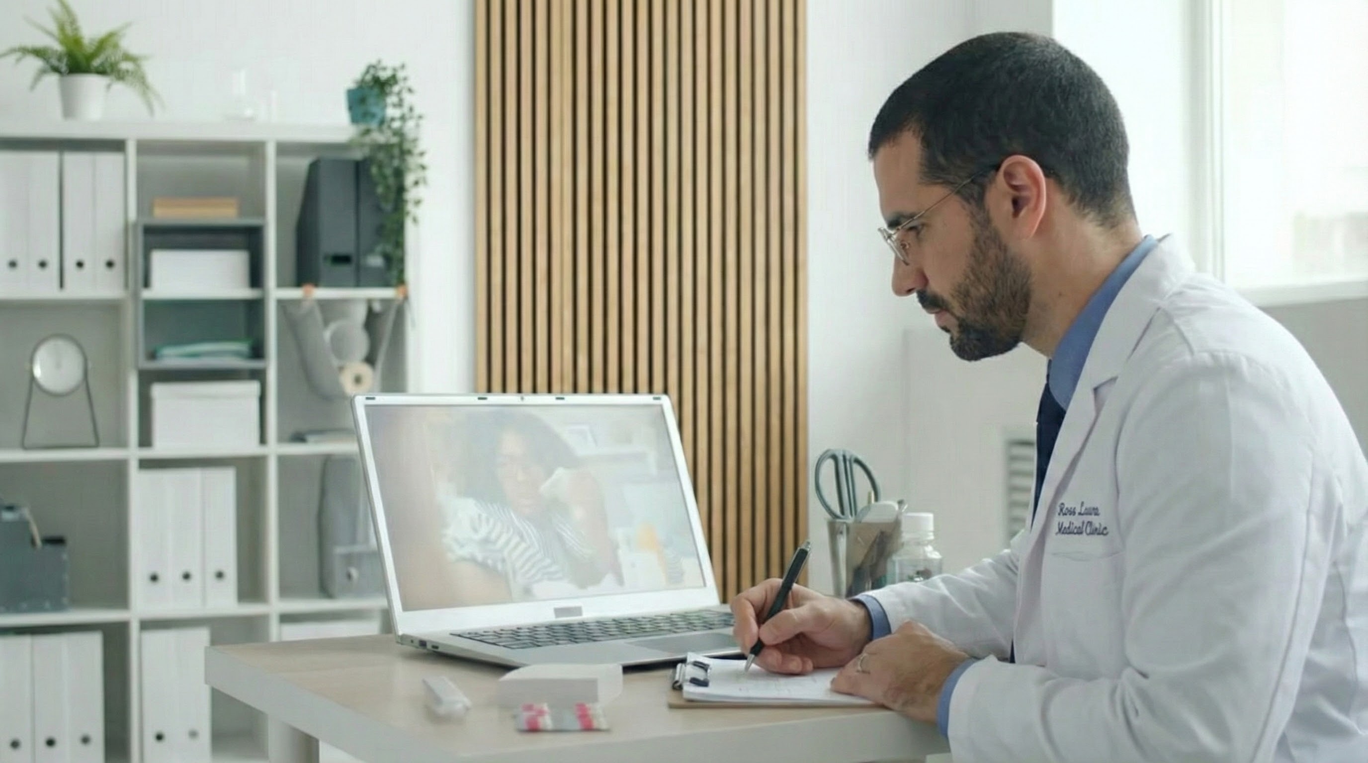 Expert Care, From Your Couch.